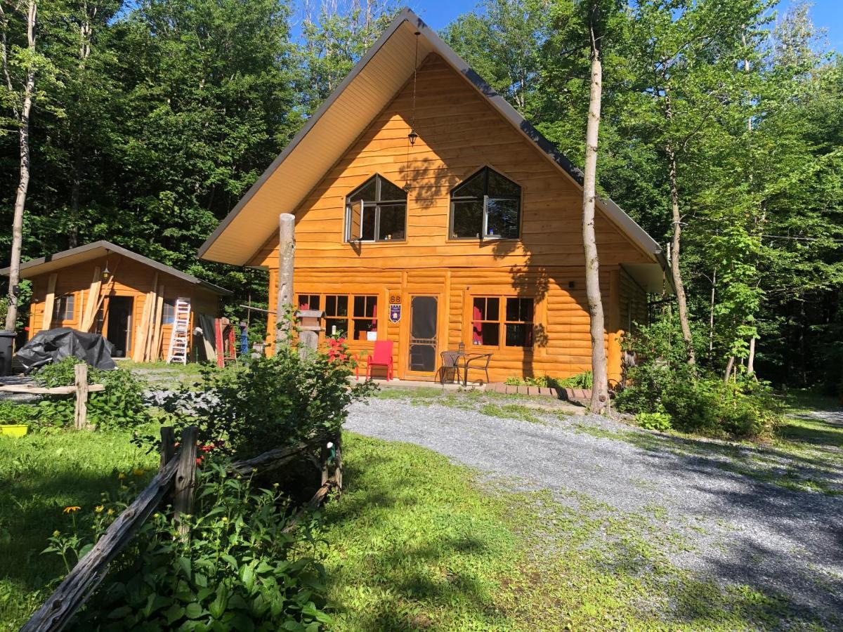 Vila Chalet En Bois Rond Sainte-Marie Exteriér fotografie